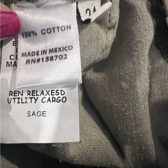 NWOT‎ ÉTICA REN CROPPED CARGO PANT women's size 24 in the color sage - Picture 8 of 12